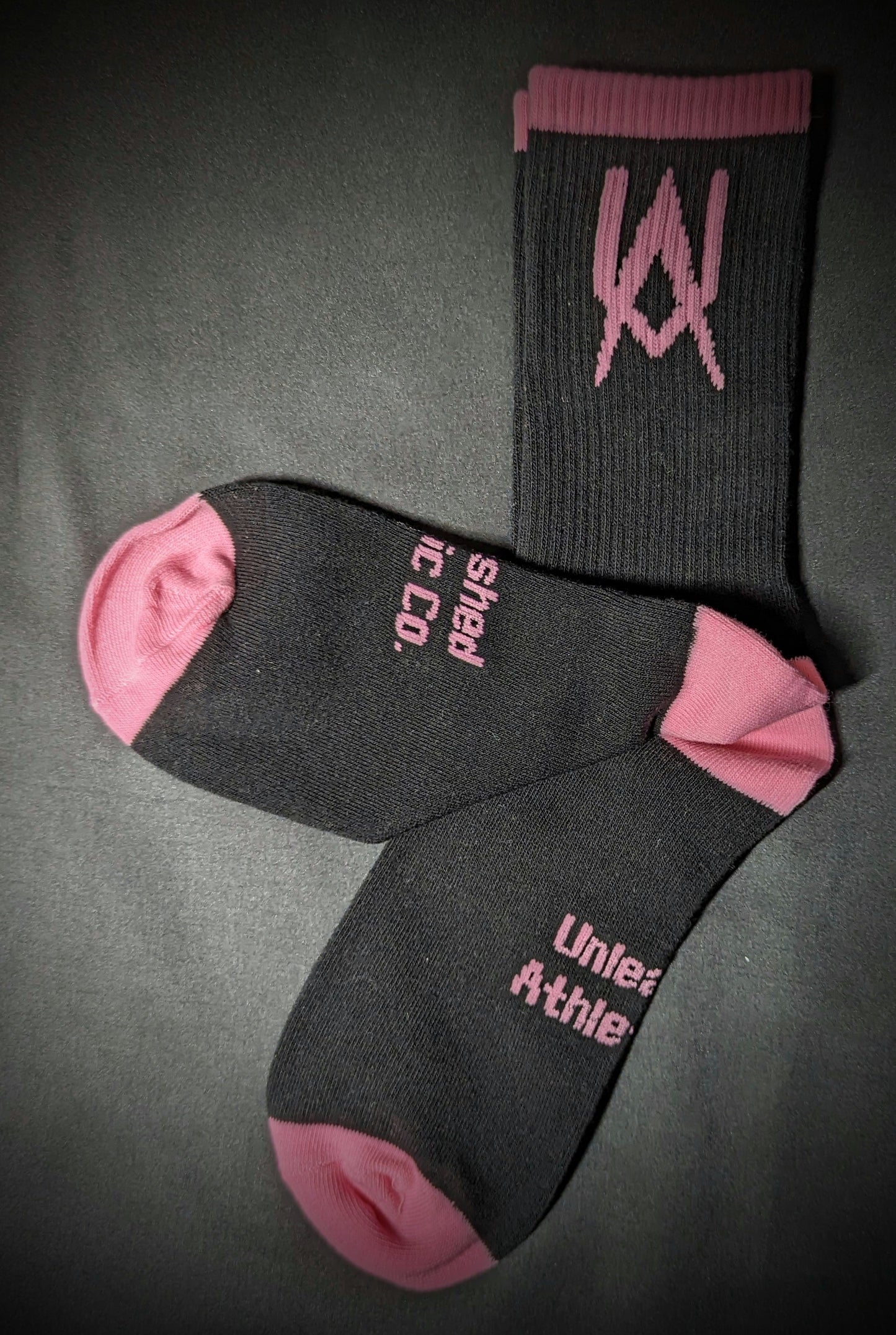 Unleashed Signature Socks Black/Pink